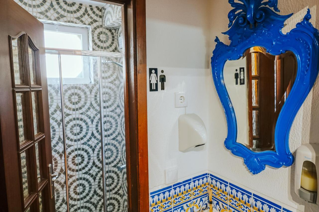 Help Yourself Hostels - Restelo Lissabon Buitenkant foto