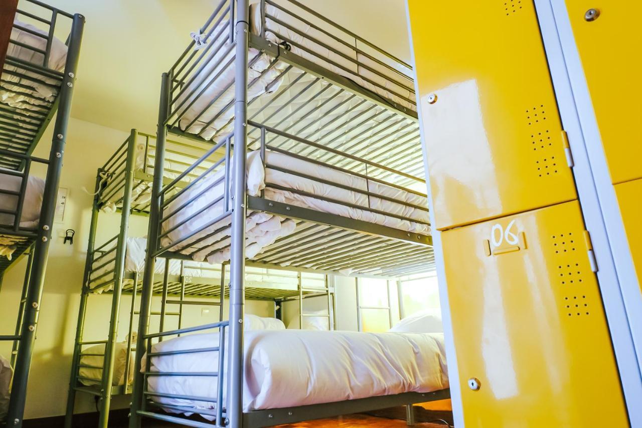 Help Yourself Hostels - Restelo Lissabon Buitenkant foto