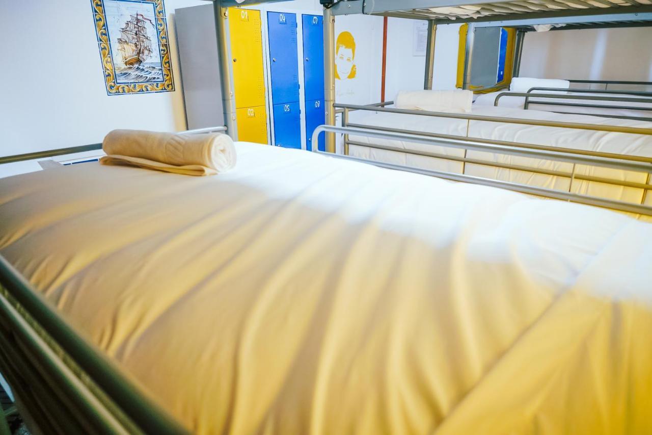 Help Yourself Hostels - Restelo Lissabon Buitenkant foto