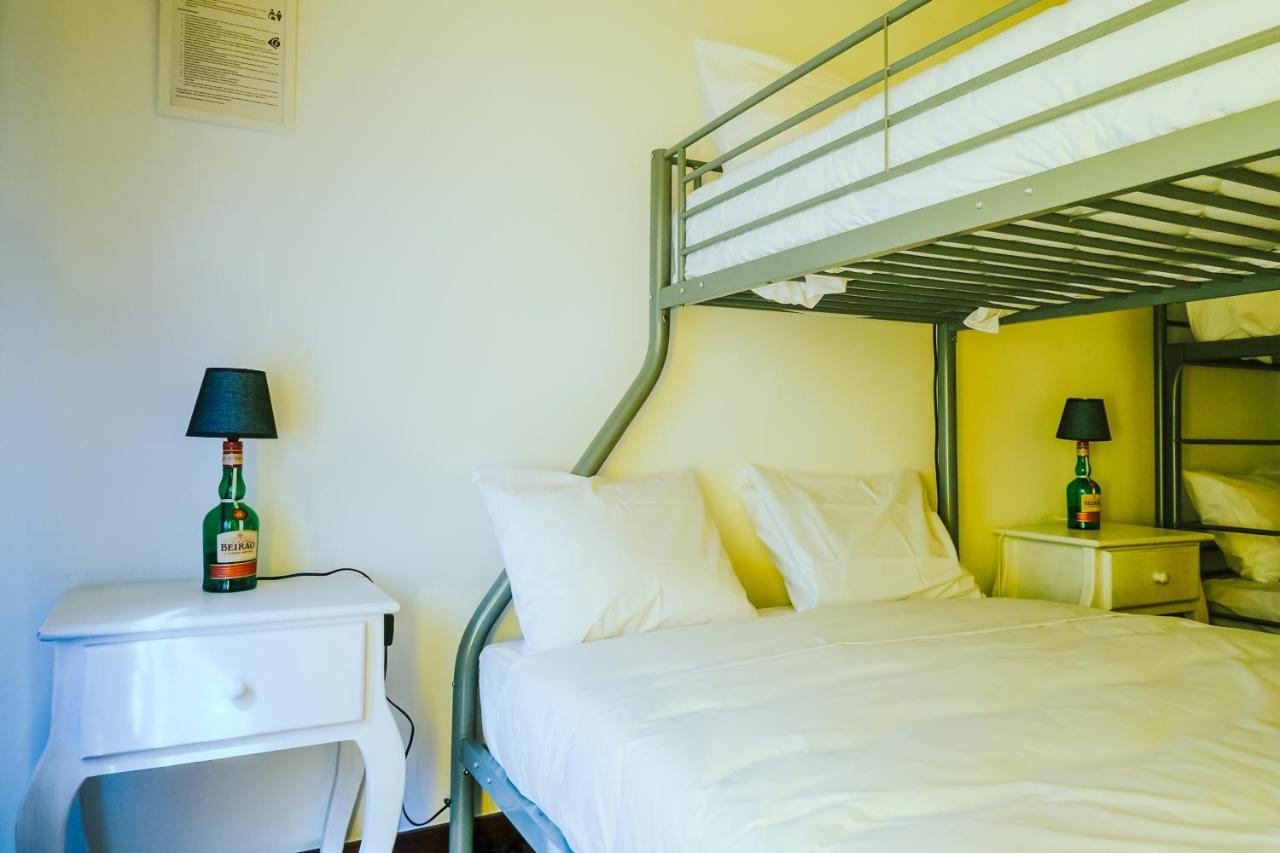 Help Yourself Hostels - Restelo Lissabon Buitenkant foto